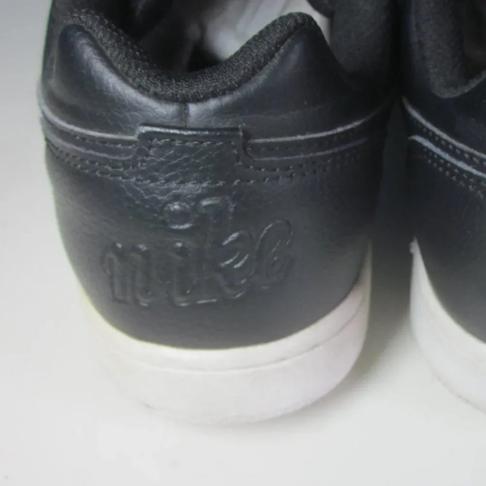 Nike Ebernon Low Classic Black Leather Sneakers Womens Size 9 / 40.5 Shoes